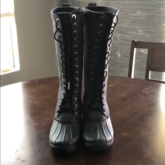 Michael Kors boots - Picture 2 of 4